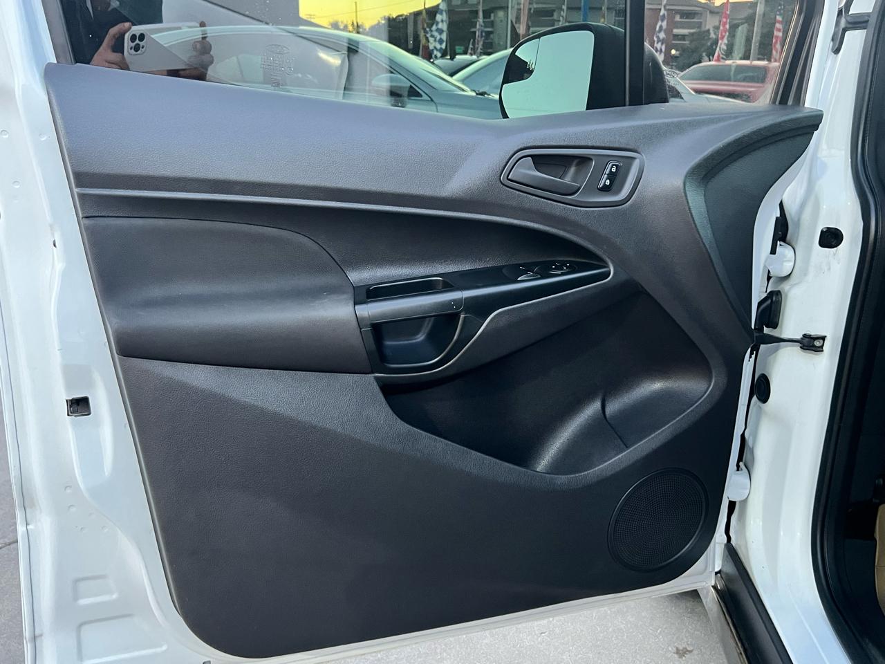 Ford Transit Connect Van XL LWB w/Rear Symmetrical Doors 2018
