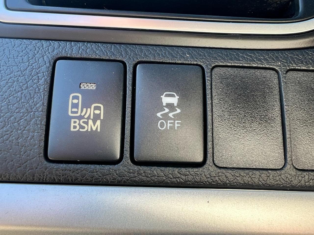 Toyota Camry 4dr Sdn V6 Auto XSE (Natl) 2015