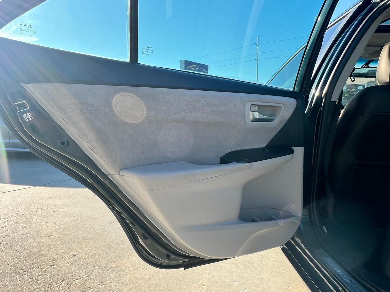 Toyota Camry 4dr Sdn V6 Auto XSE (Natl) 2015
