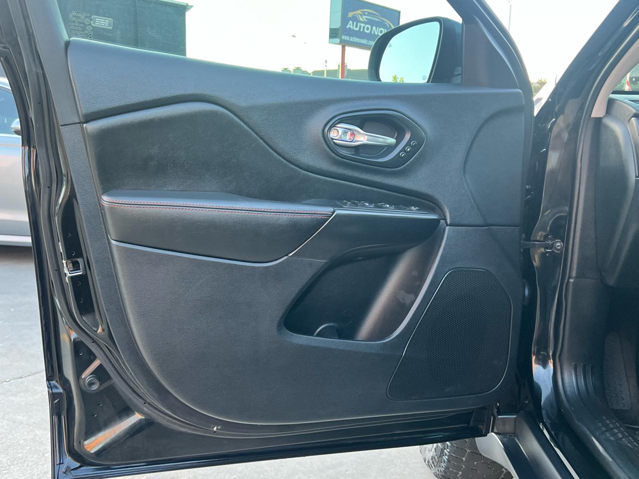 Jeep Cherokee Trailhawk Elite 4x4 2019