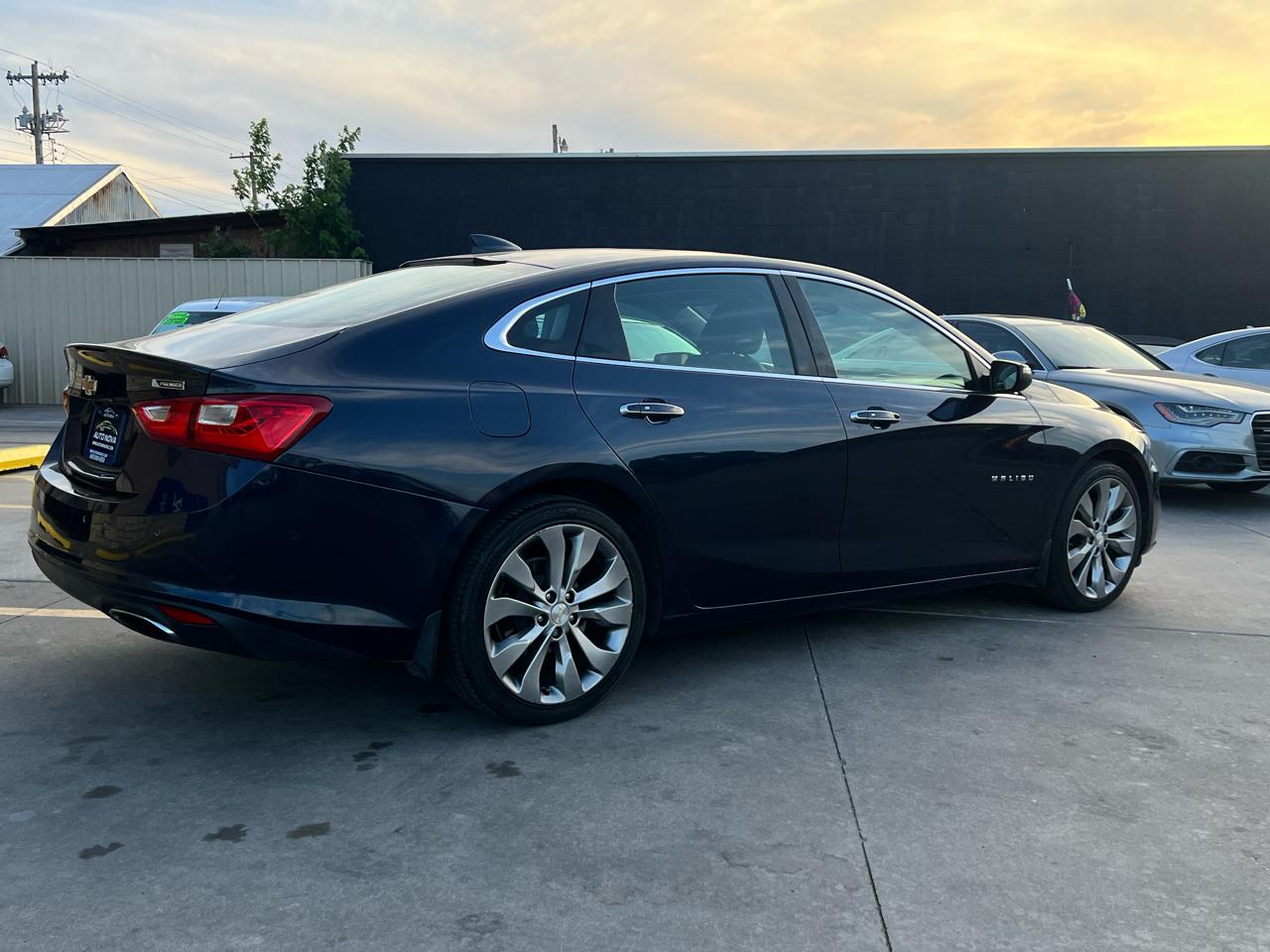 Chevrolet Malibu 4dr Sdn Premier w/2LZ 2017