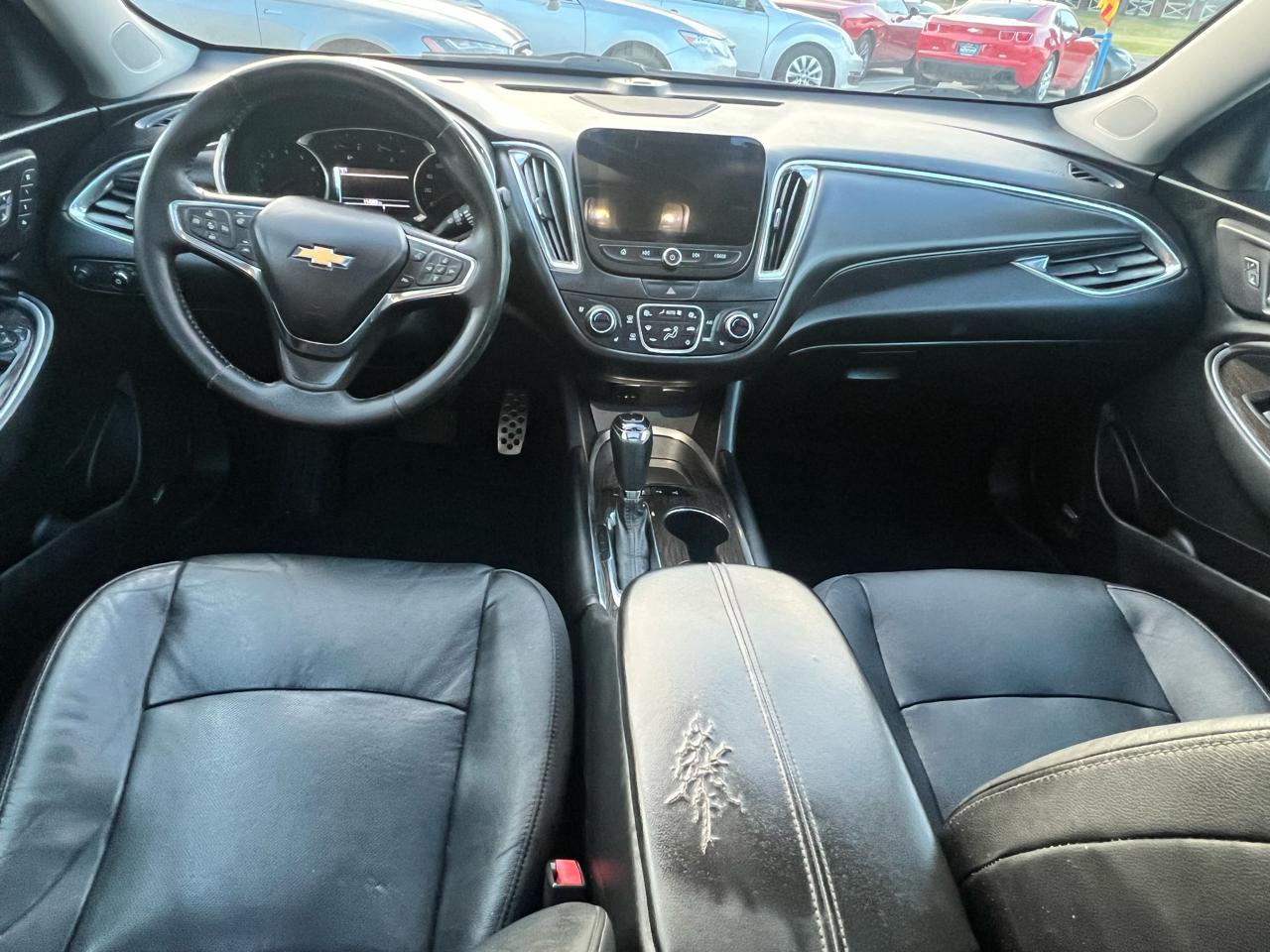 Chevrolet Malibu 4dr Sdn Premier w/2LZ 2017