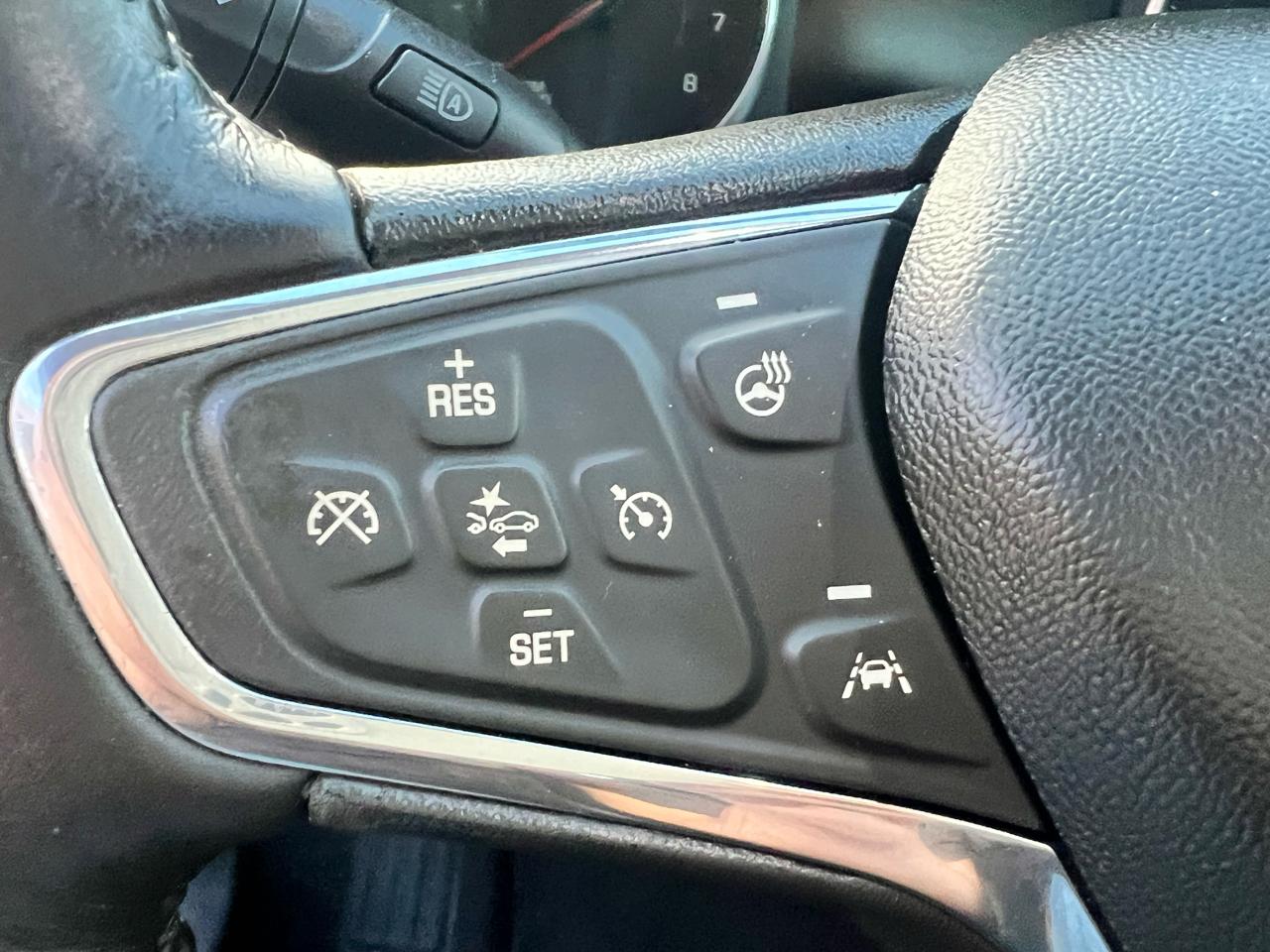 Chevrolet Malibu 4dr Sdn Premier w/2LZ 2017