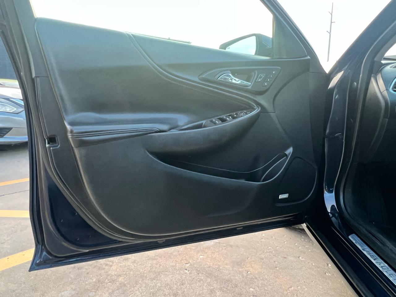 Chevrolet Malibu 4dr Sdn Premier w/2LZ 2017