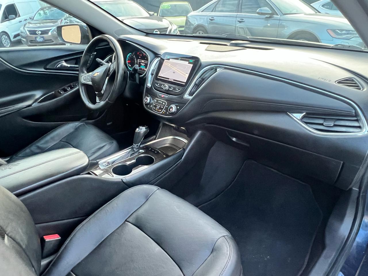 Chevrolet Malibu 4dr Sdn Premier w/2LZ 2017