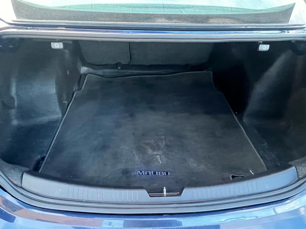 Chevrolet Malibu 4dr Sdn Premier w/2LZ 2017