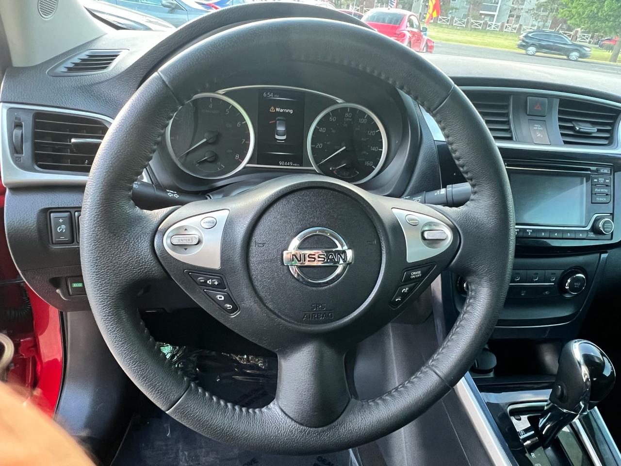 Nissan Sentra SR CVT 2017