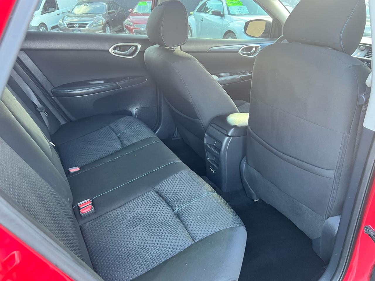 Nissan Sentra SR CVT 2017
