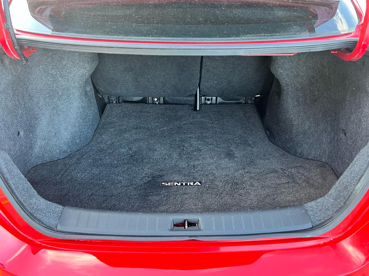 Nissan Sentra SR CVT 2017