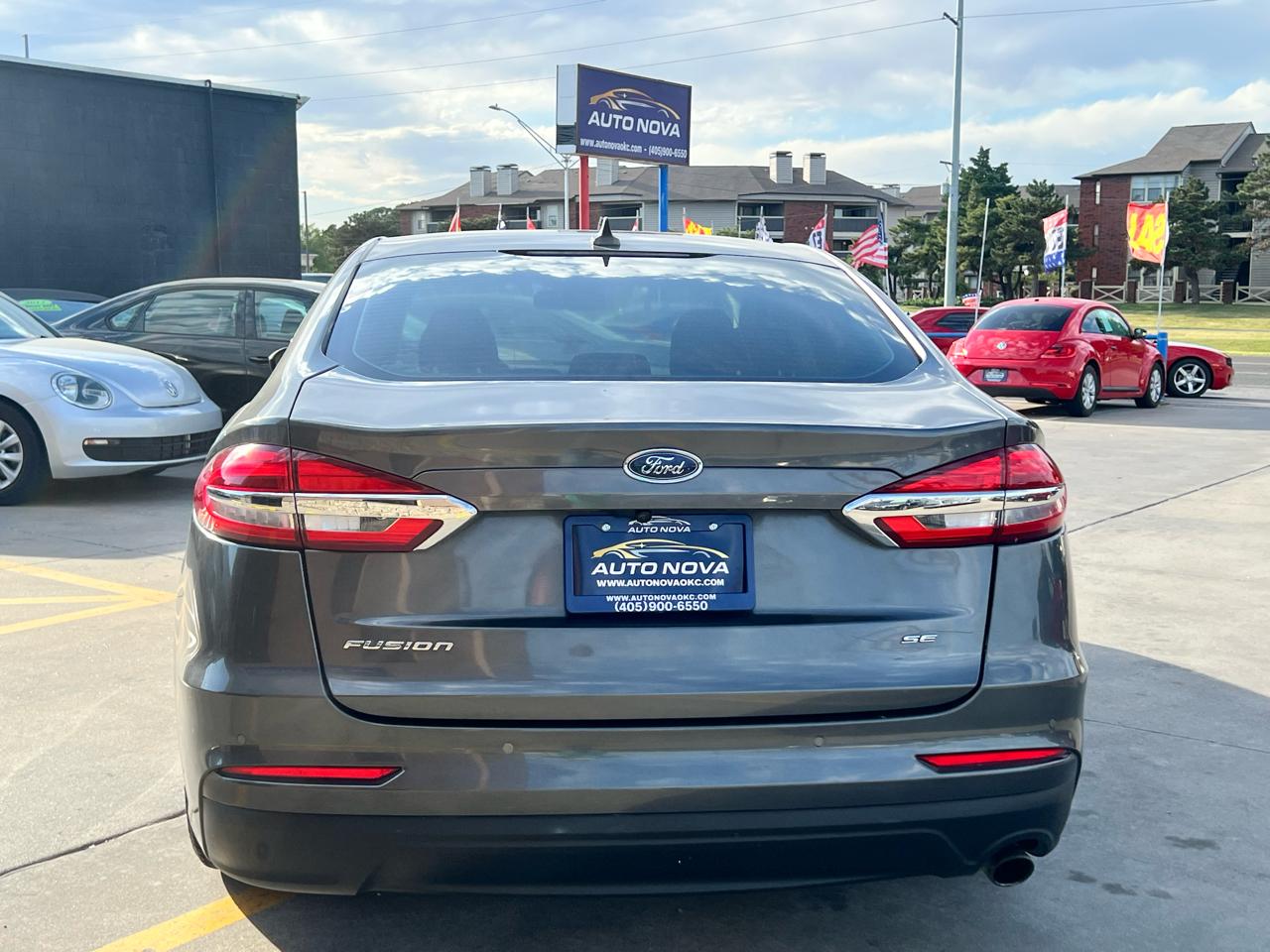 Ford Fusion SE FWD 2020