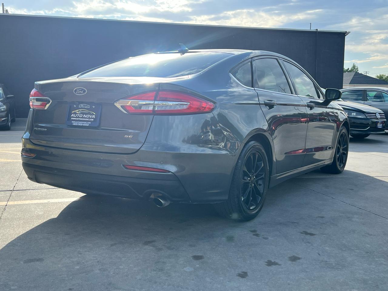 Ford Fusion SE FWD 2020