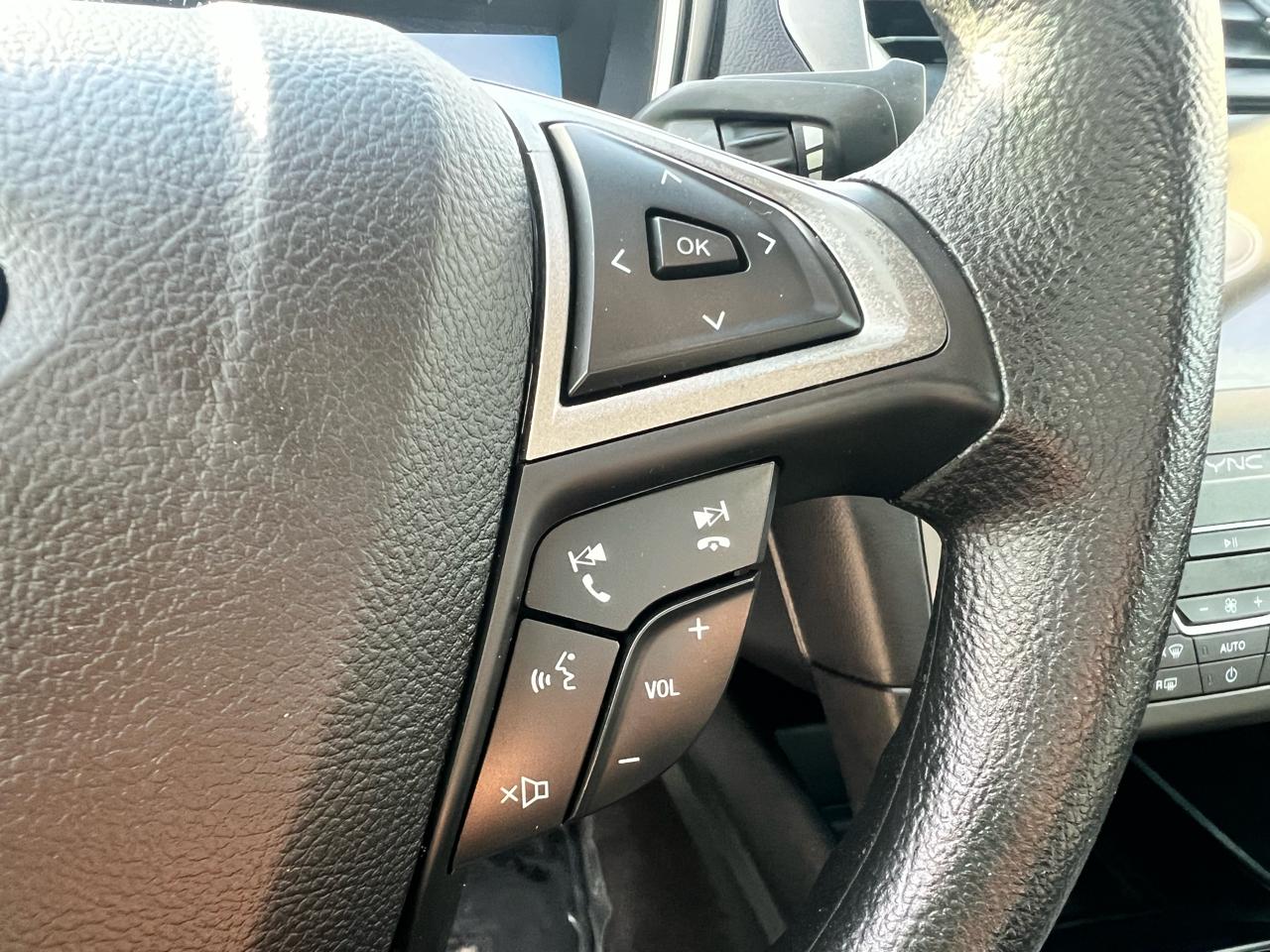Ford Fusion SE FWD 2020