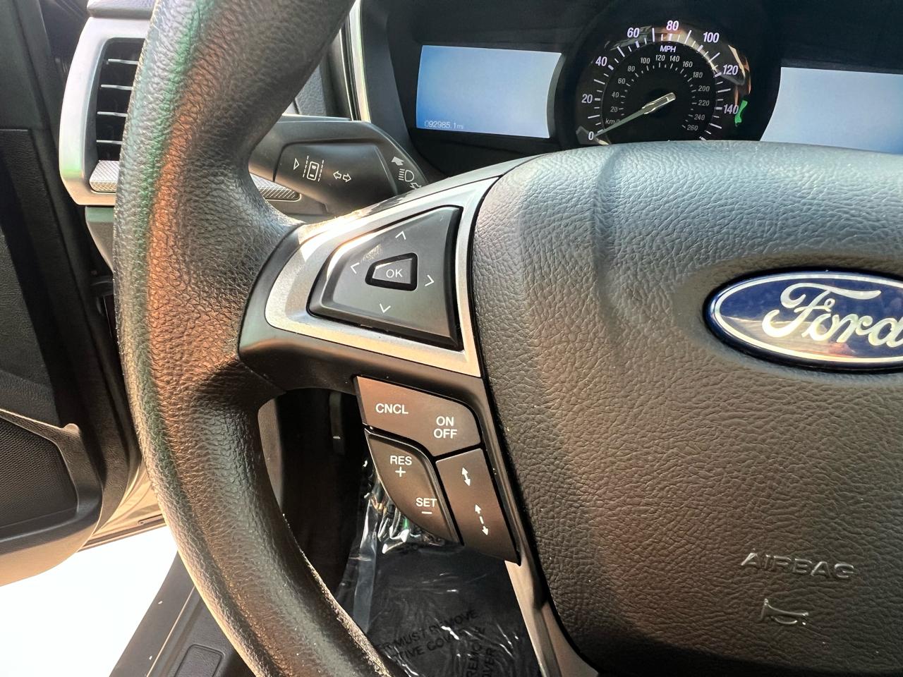Ford Fusion SE FWD 2020
