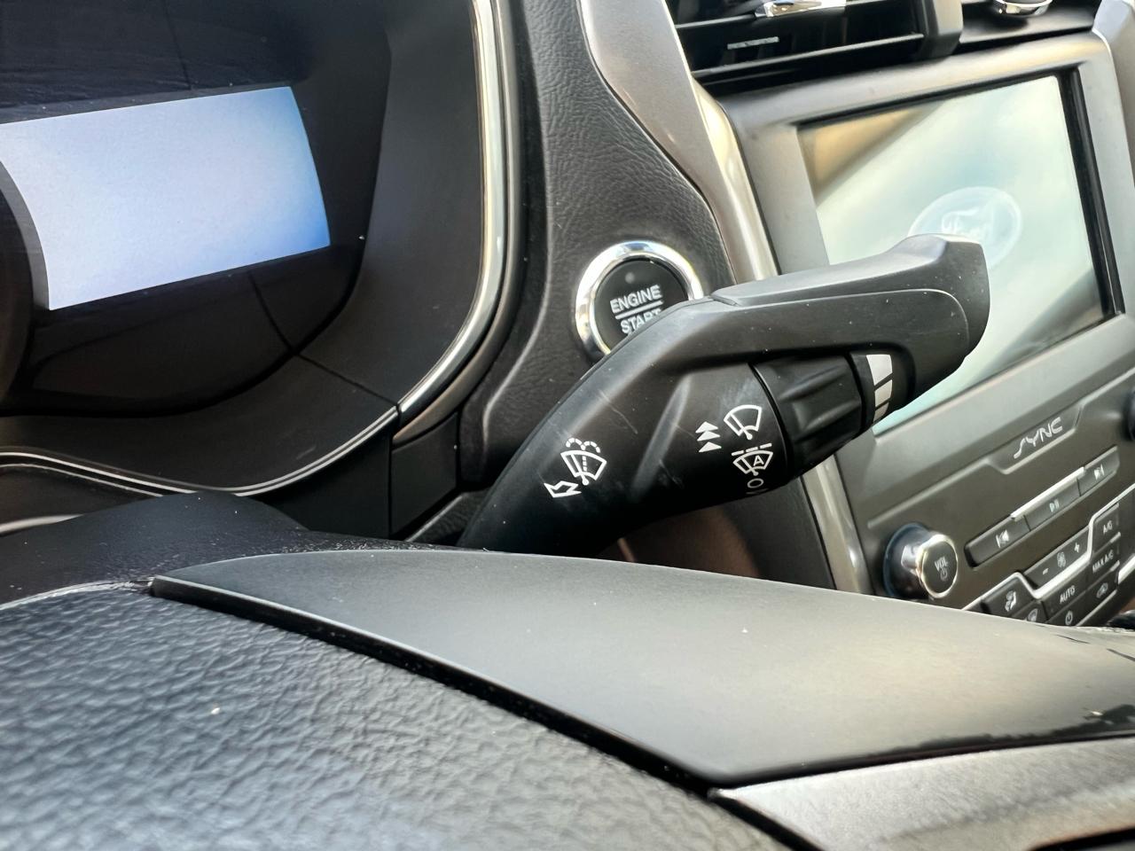 Ford Fusion SE FWD 2020