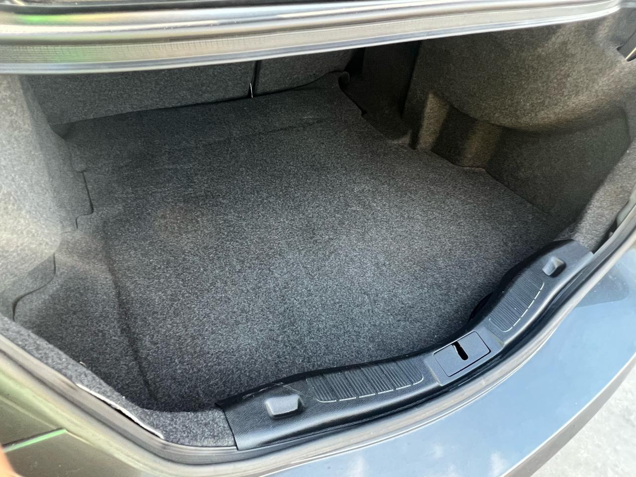 Ford Fusion SE FWD 2020