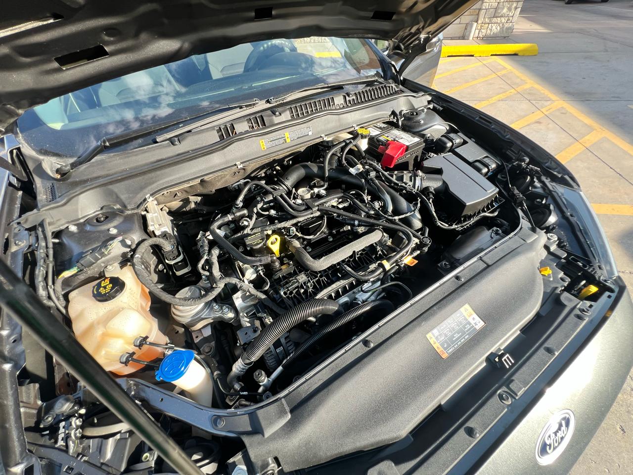 Ford Fusion SE FWD 2020