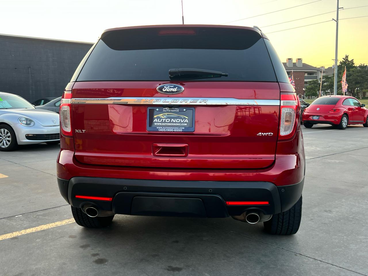 Ford Explorer 4WD 4dr XLT 2013