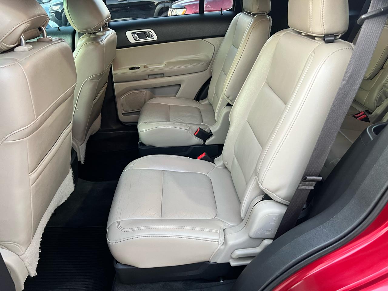Ford Explorer 4WD 4dr XLT 2013