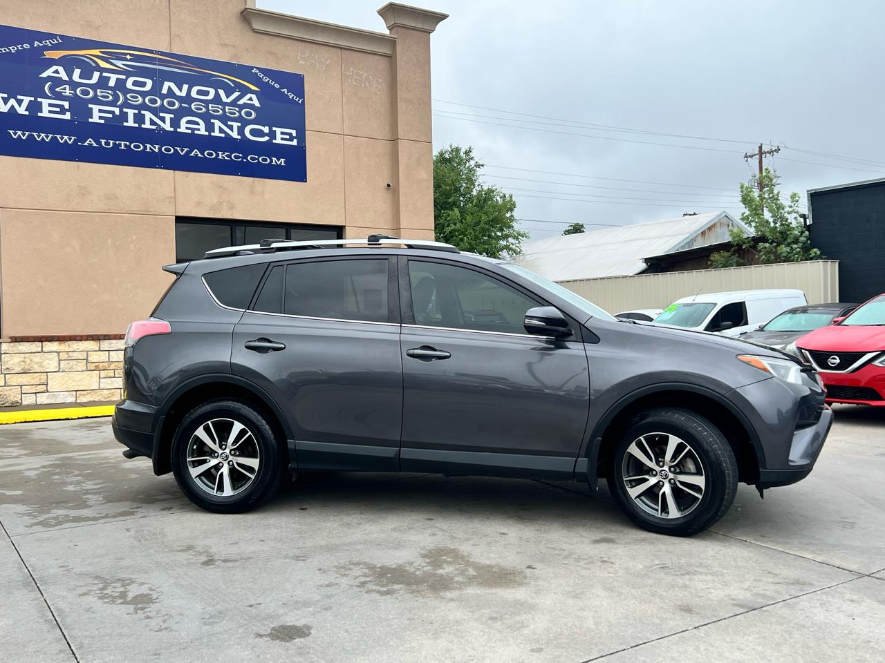 Toyota RAV4 FWD 4dr XLE (Natl) 2016