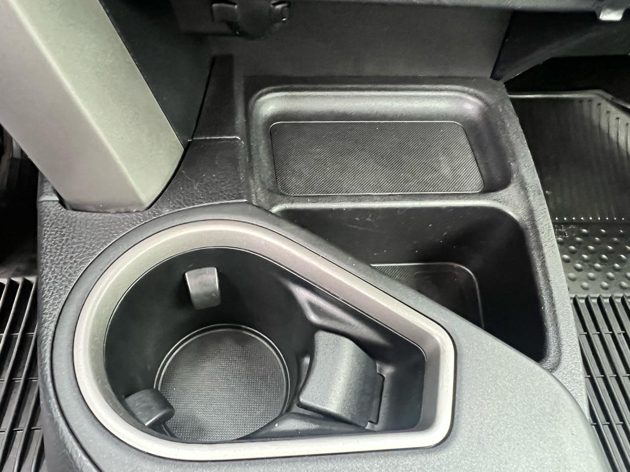 Toyota RAV4 FWD 4dr XLE (Natl) 2016
