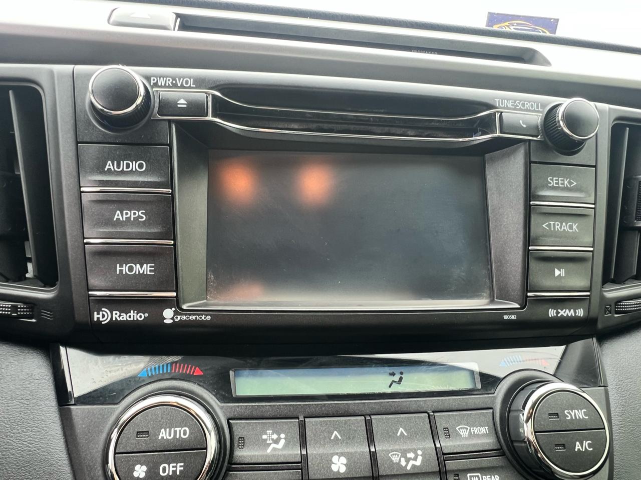 Toyota RAV4 FWD 4dr XLE (Natl) 2016