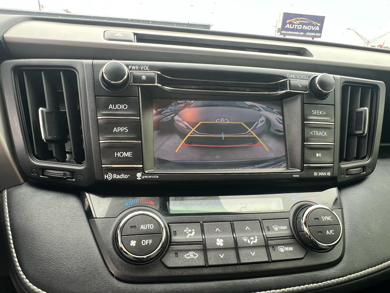 Toyota RAV4 FWD 4dr XLE (Natl) 2016