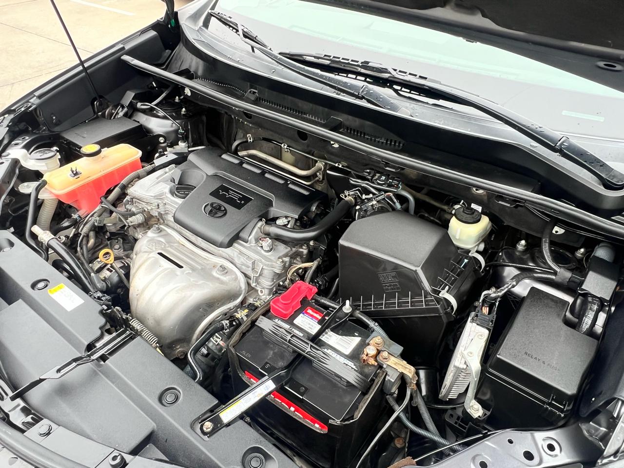 Toyota RAV4 FWD 4dr XLE (Natl) 2016
