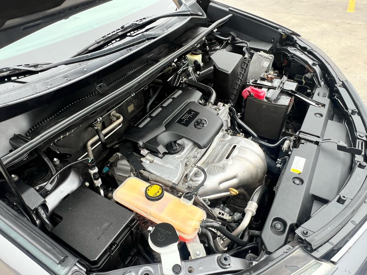 Toyota RAV4 FWD 4dr XLE (Natl) 2016