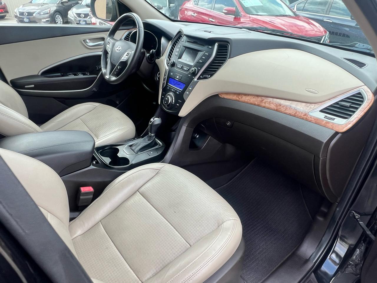 Hyundai Santa Fe Sport FWD 4dr 2.4 2016