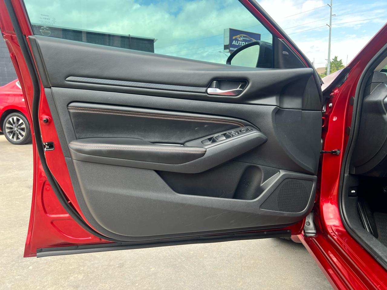 Nissan Altima 2.5 SR Sedan 2019
