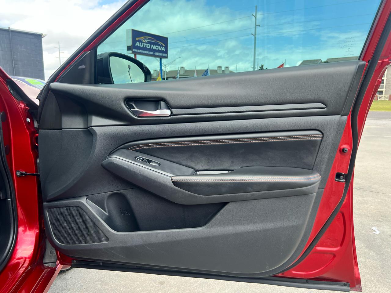 Nissan Altima 2.5 SR Sedan 2019