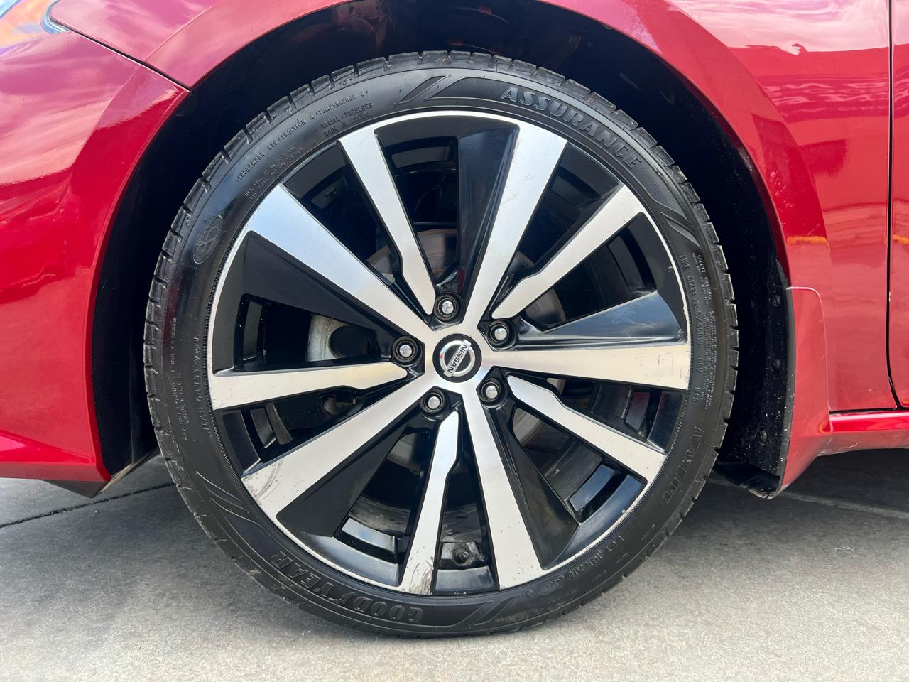 Nissan Altima 2.5 SR Sedan 2019