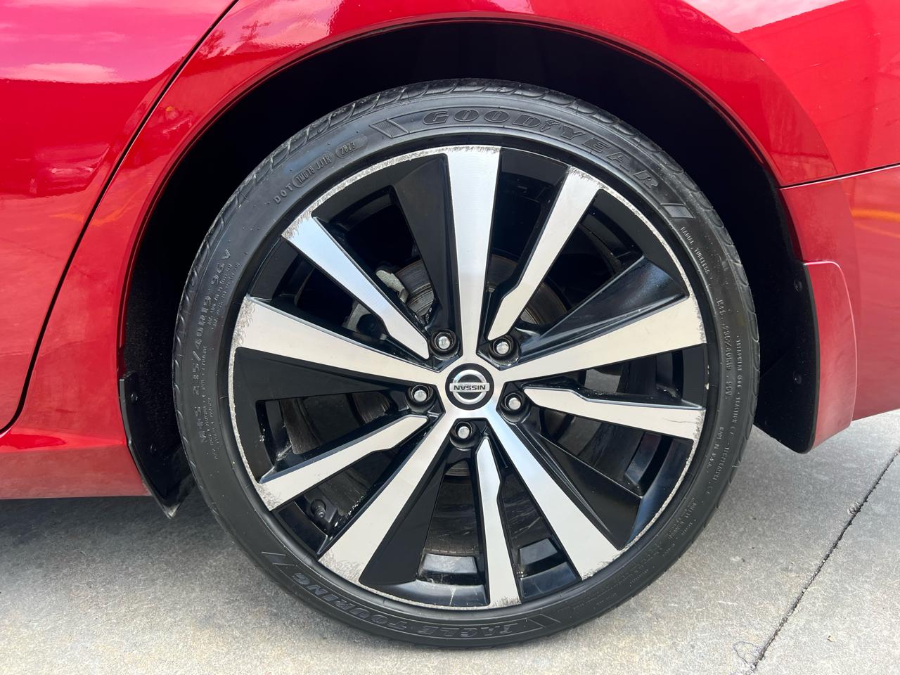 Nissan Altima 2.5 SR Sedan 2019