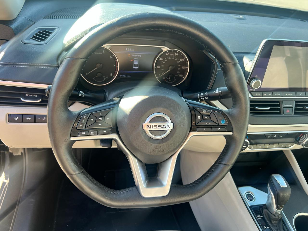 Nissan Altima 2.5 SV Sedan 2019