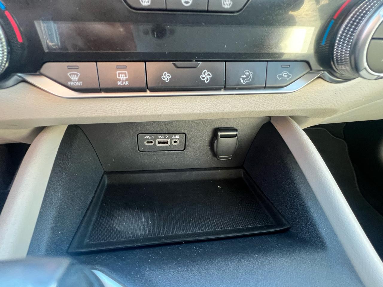 Nissan Altima 2.5 SV Sedan 2019