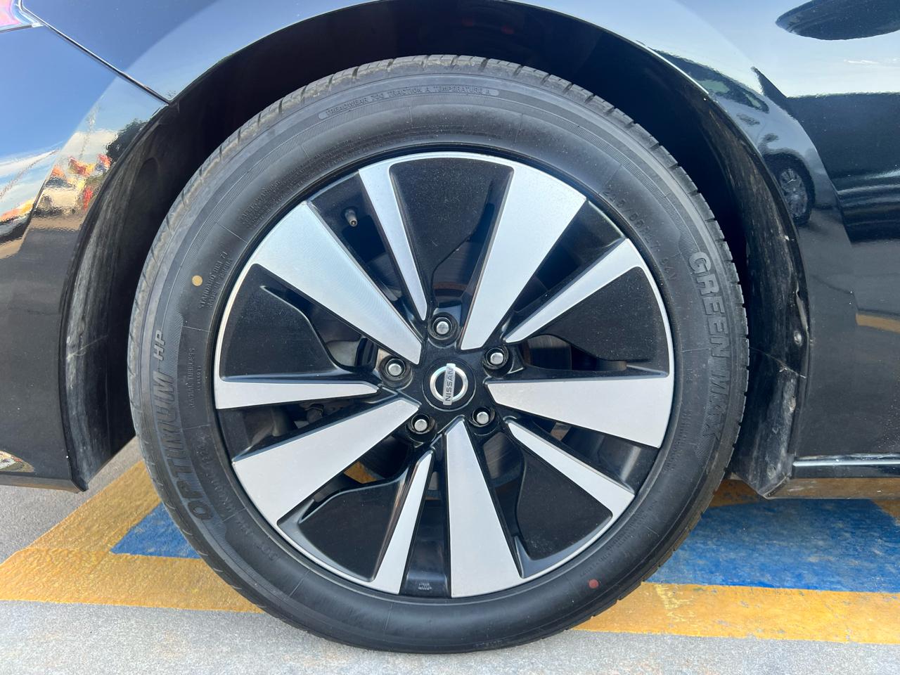 Nissan Altima 2.5 SV Sedan 2019