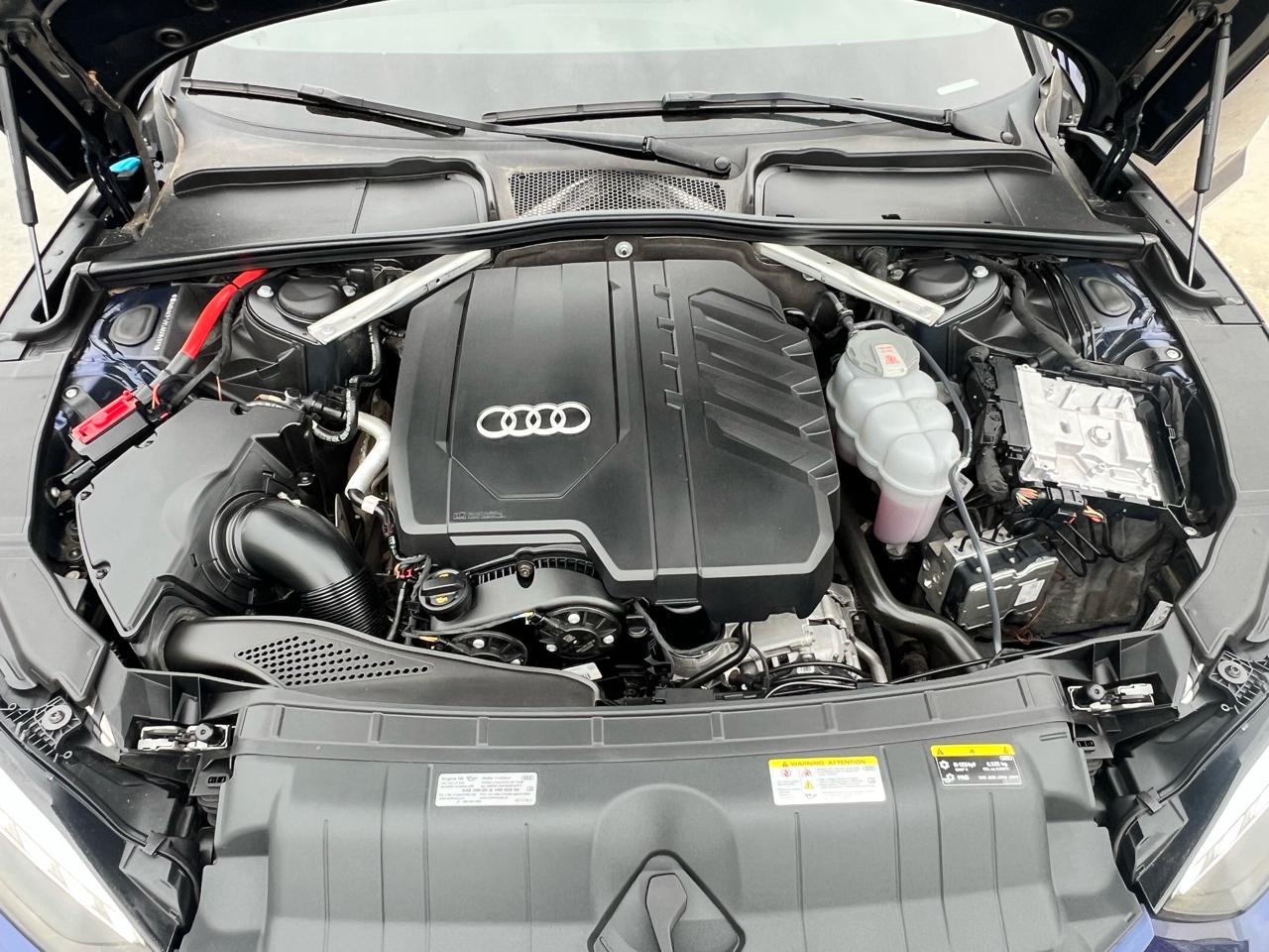 Audi A5 Sportback S line Premium 45 TFSI quattro 2025