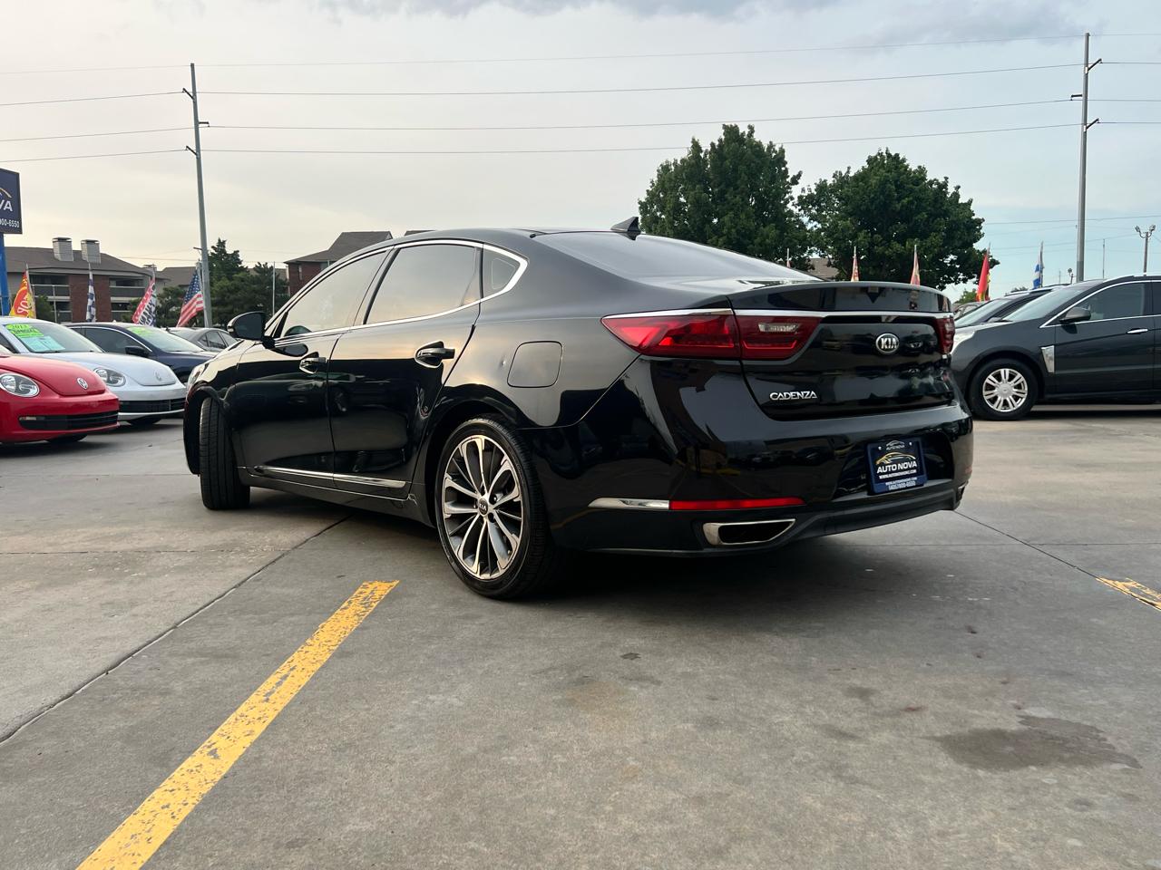 Kia Cadenza Technology Sedan 2017