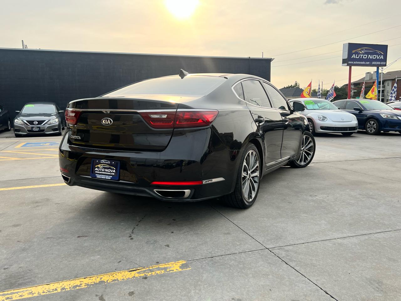 Kia Cadenza Technology Sedan 2017