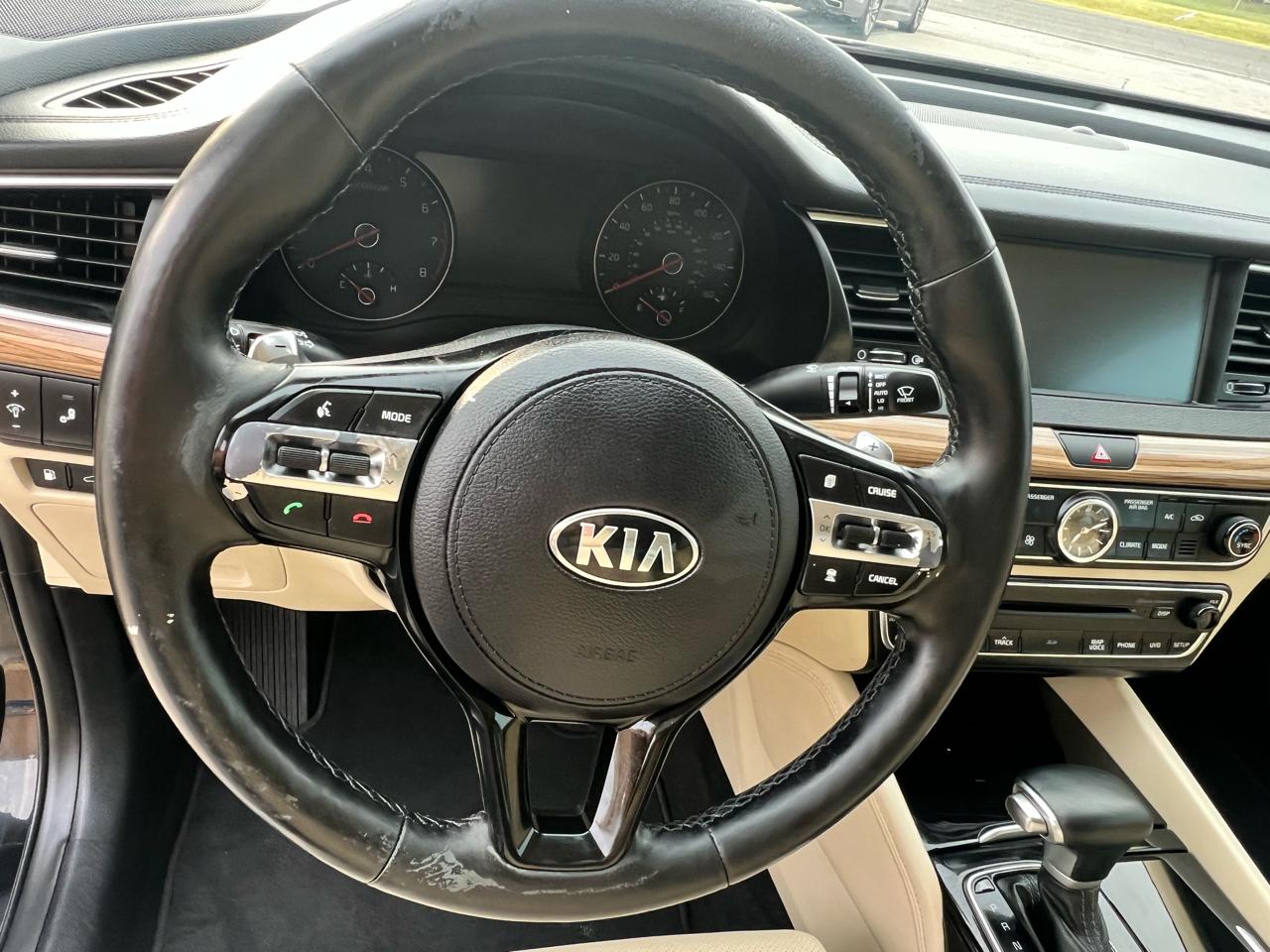 Kia Cadenza Technology Sedan 2017