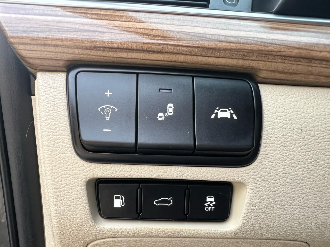 Kia Cadenza Technology Sedan 2017