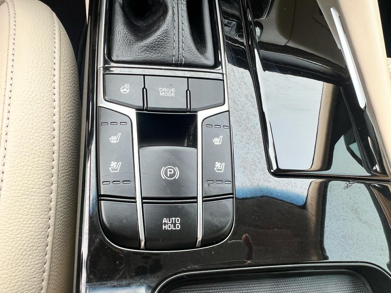 Kia Cadenza Technology Sedan 2017