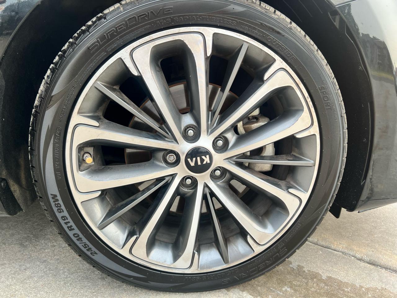 Kia Cadenza Technology Sedan 2017