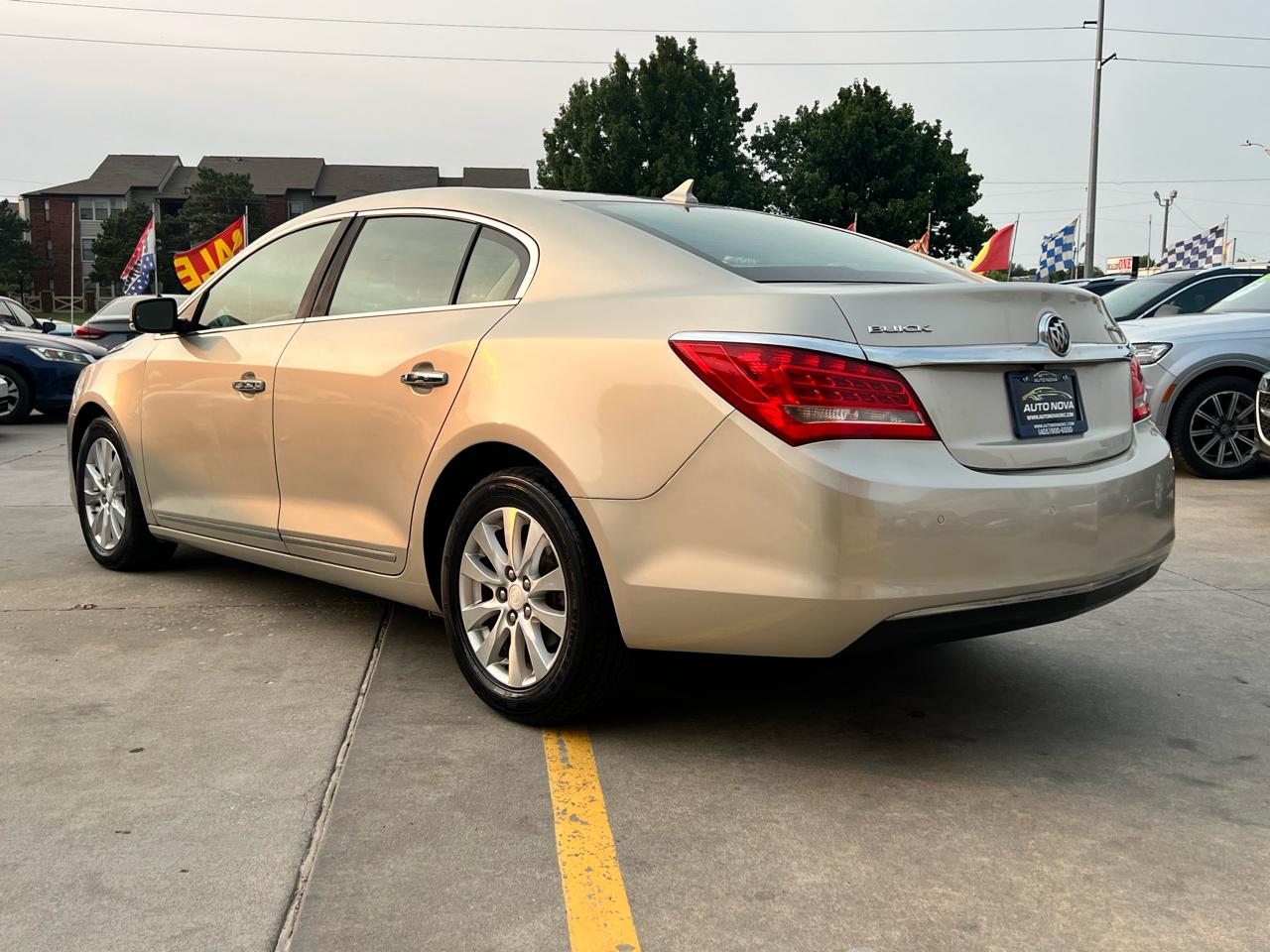 Buick LaCrosse 4dr Sdn Leather FWD 2014