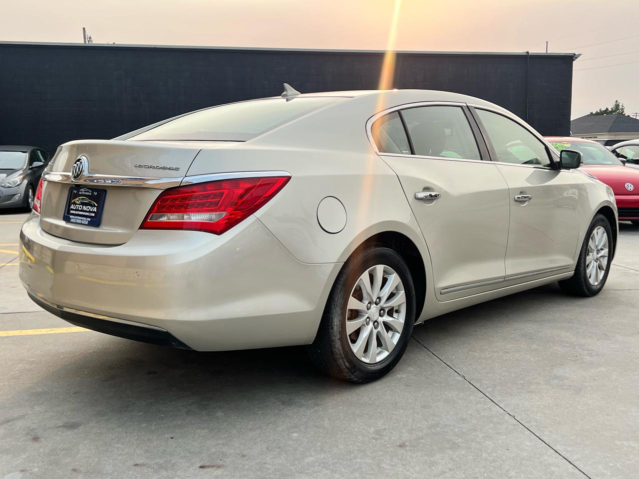 Buick LaCrosse 4dr Sdn Leather FWD 2014