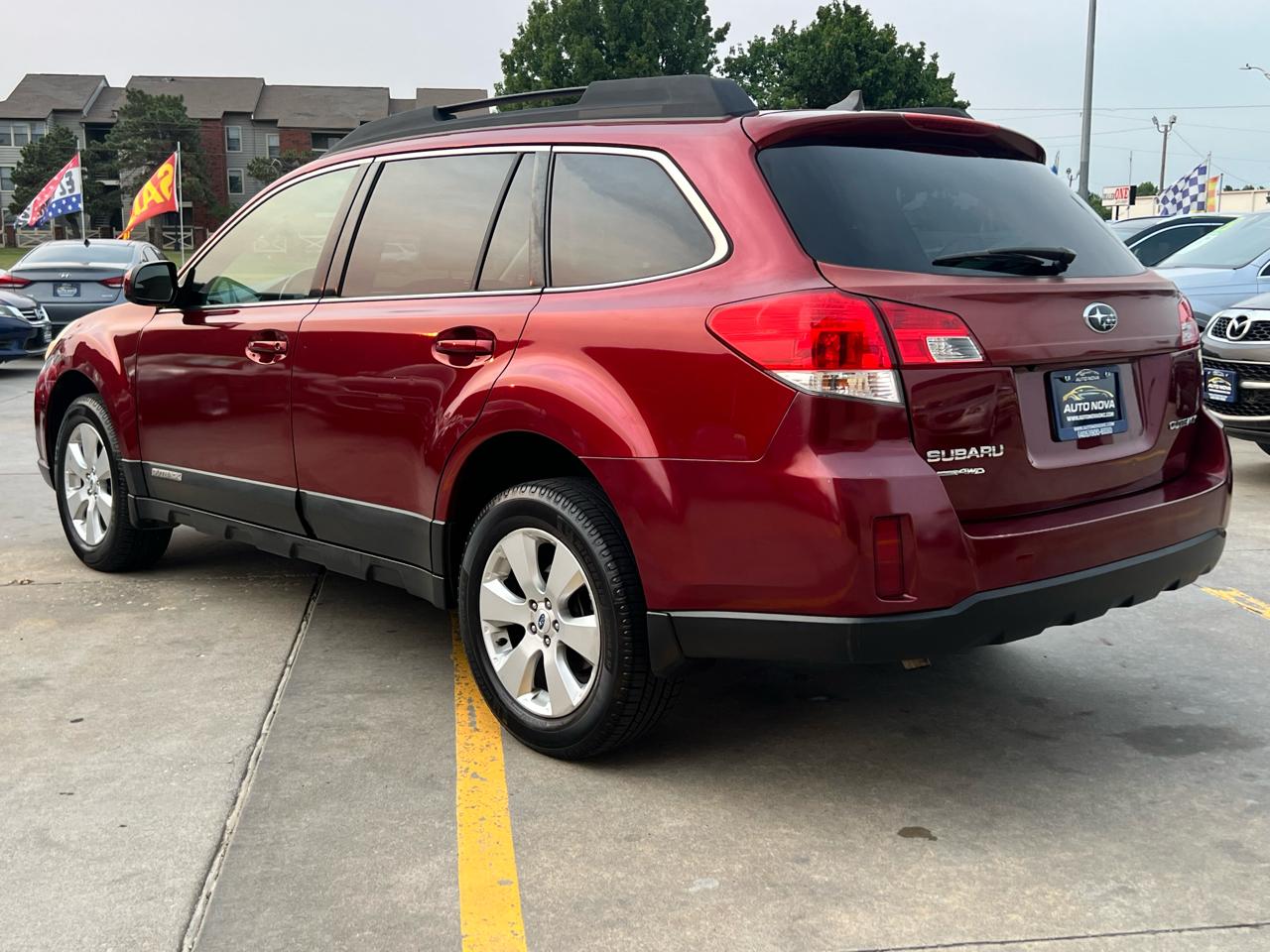 Subaru Outback 4dr Wgn H4 Auto 2.5i Limited 2012