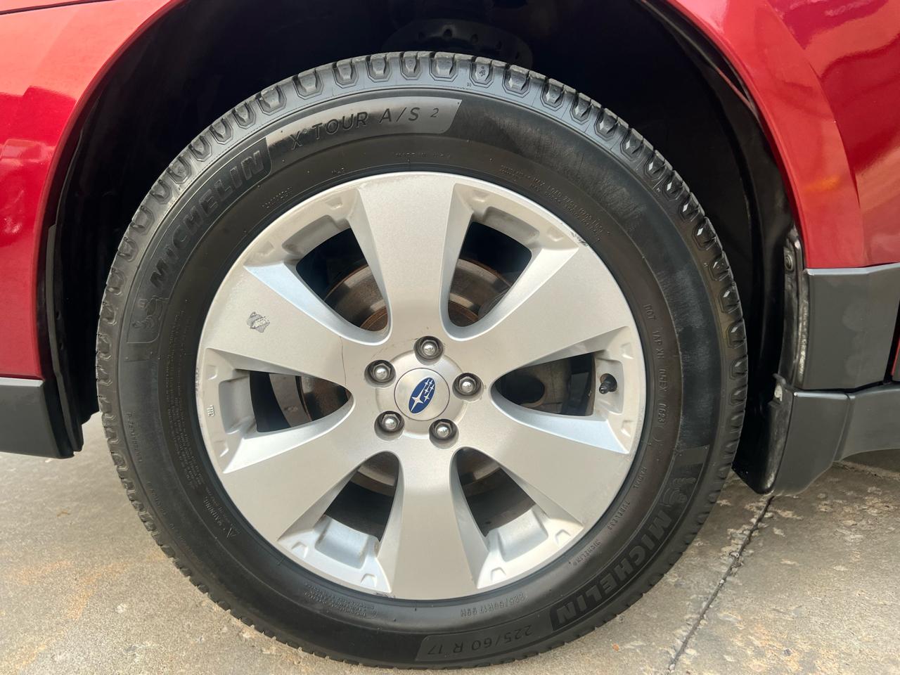 Subaru Outback 4dr Wgn H4 Auto 2.5i Limited 2012