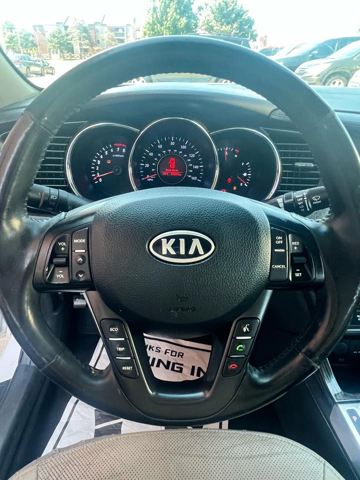 Kia Optima 4dr Sdn 2.4L Auto EX 2012