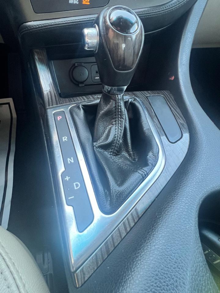 Kia Optima 4dr Sdn 2.4L Auto EX 2012
