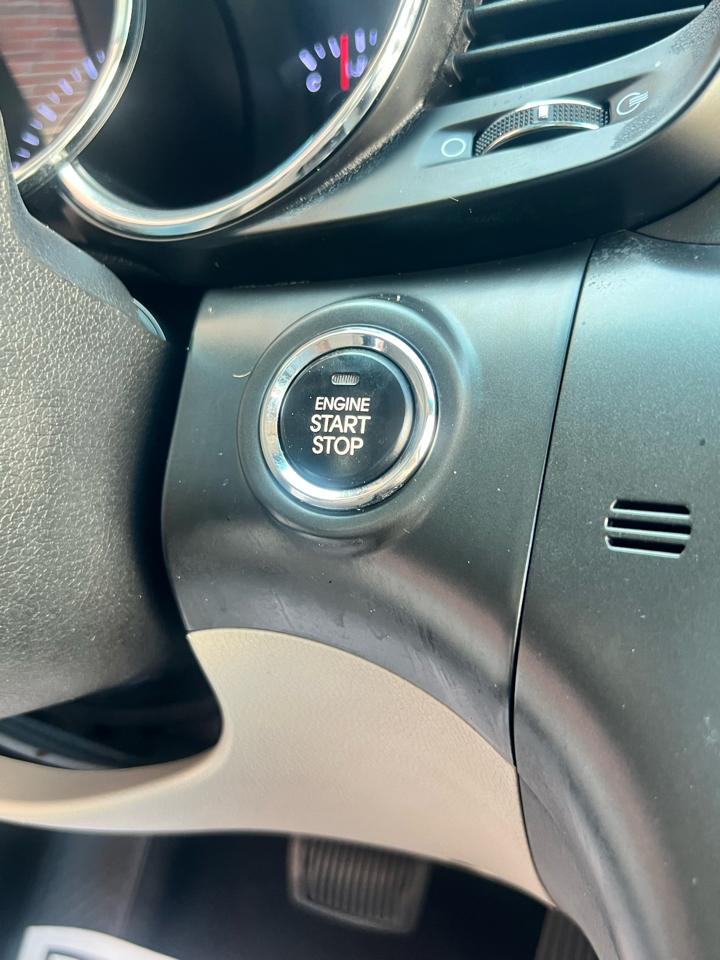 Kia Optima 4dr Sdn 2.4L Auto EX 2012